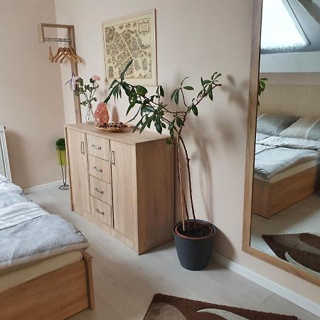 Moretti Apartman Apartment Eger Ngoại thất bức ảnh